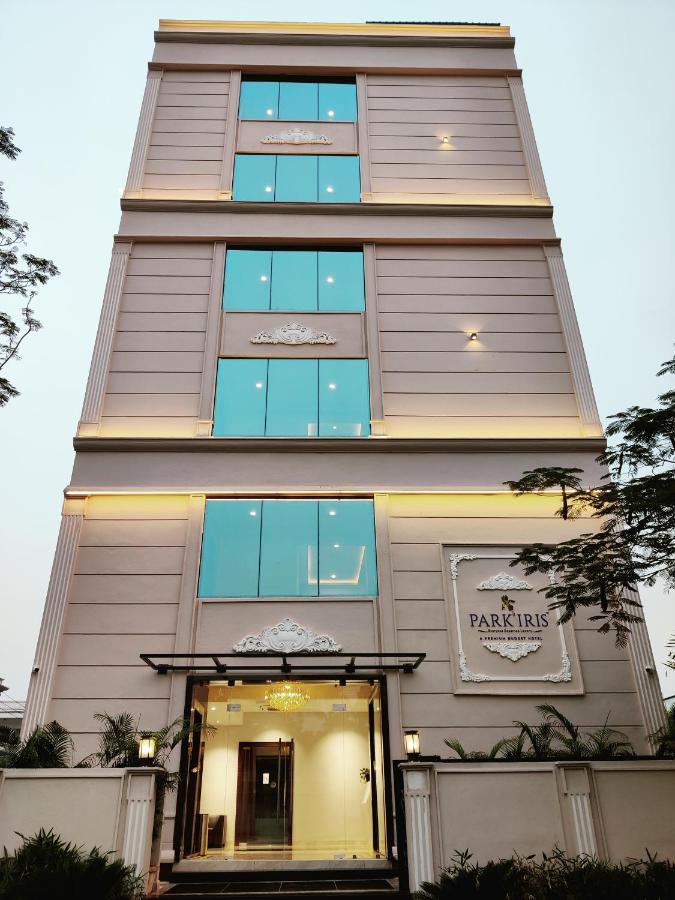 Park Iris Hotels, Bharathi Nagar Vijayawāda Extérieur photo